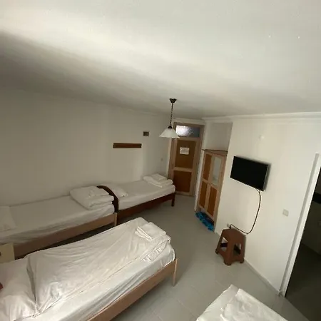 Ay 2 Hotel 2*