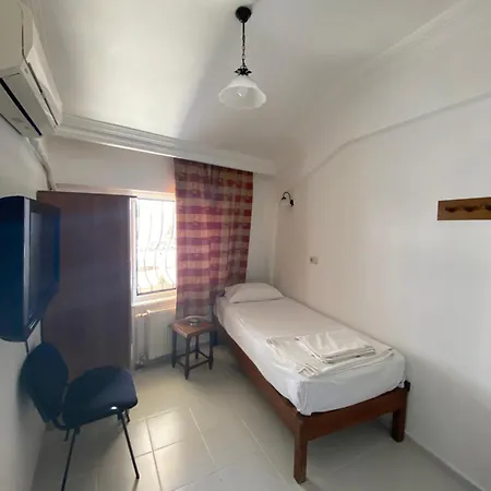 Hotel Ay 2 2*